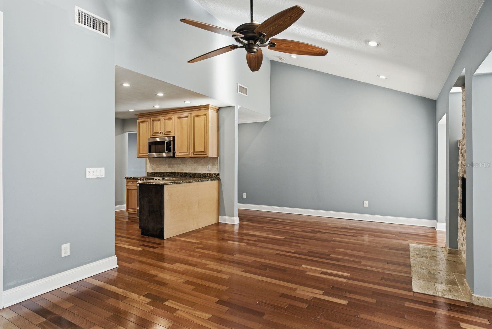CARROLLWOOD SOUTH - Residential