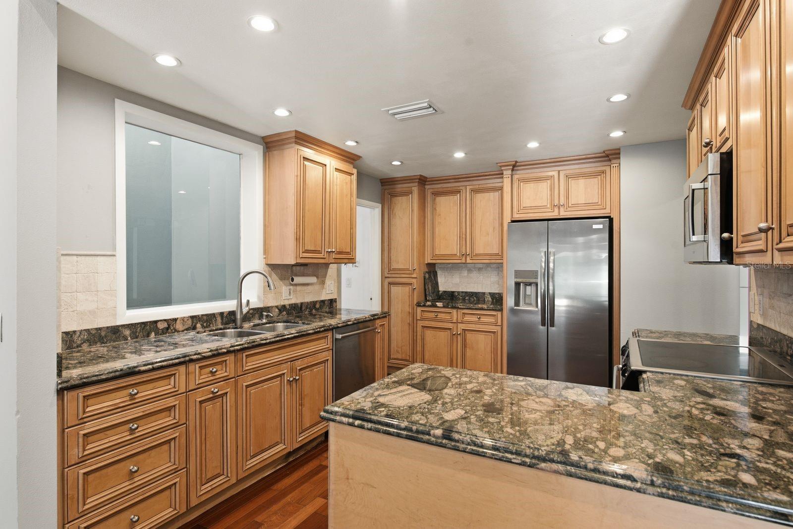 CARROLLWOOD SOUTH - Residential