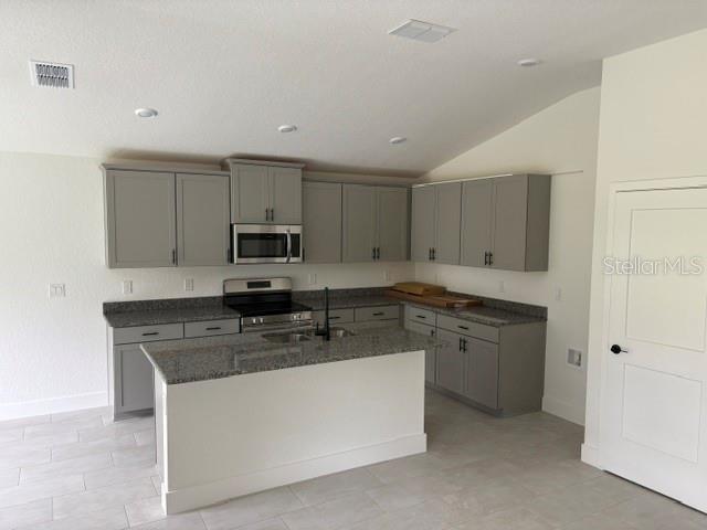 JULIETTE FALLS - Residential