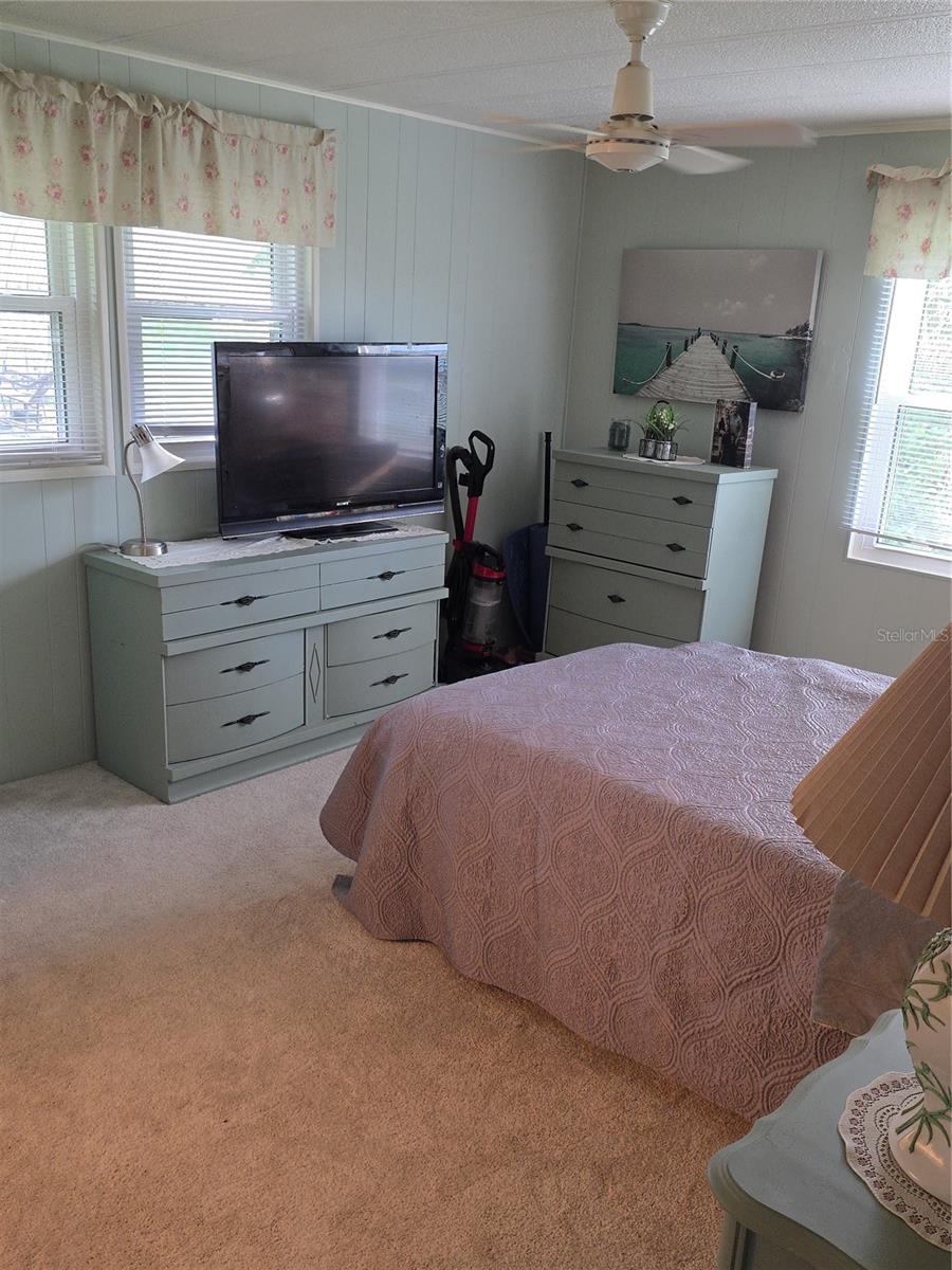 OAK GROVE VILLAGE CONDO - Residential