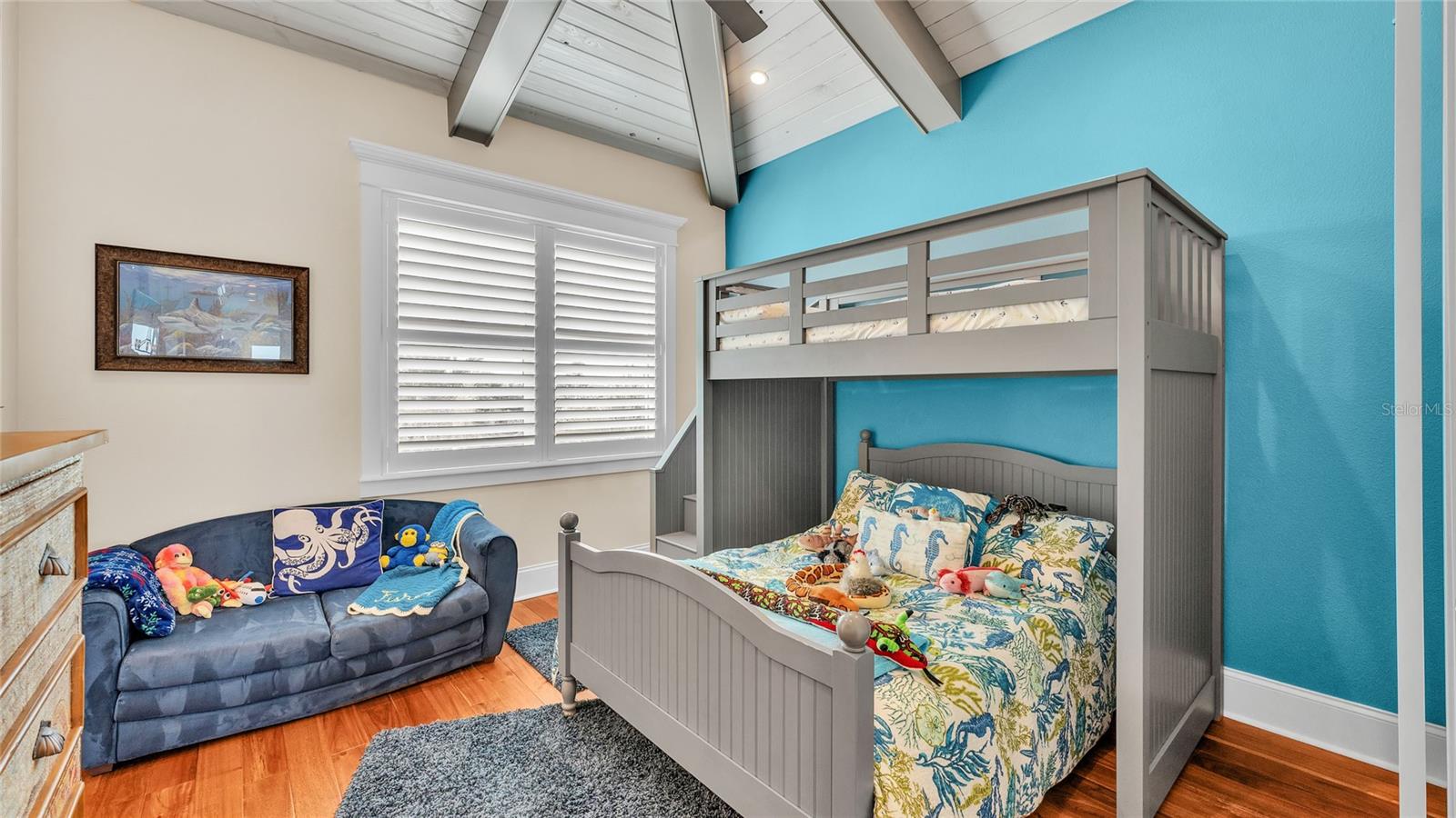 KEY ROYALE 8TH ADD - Residential