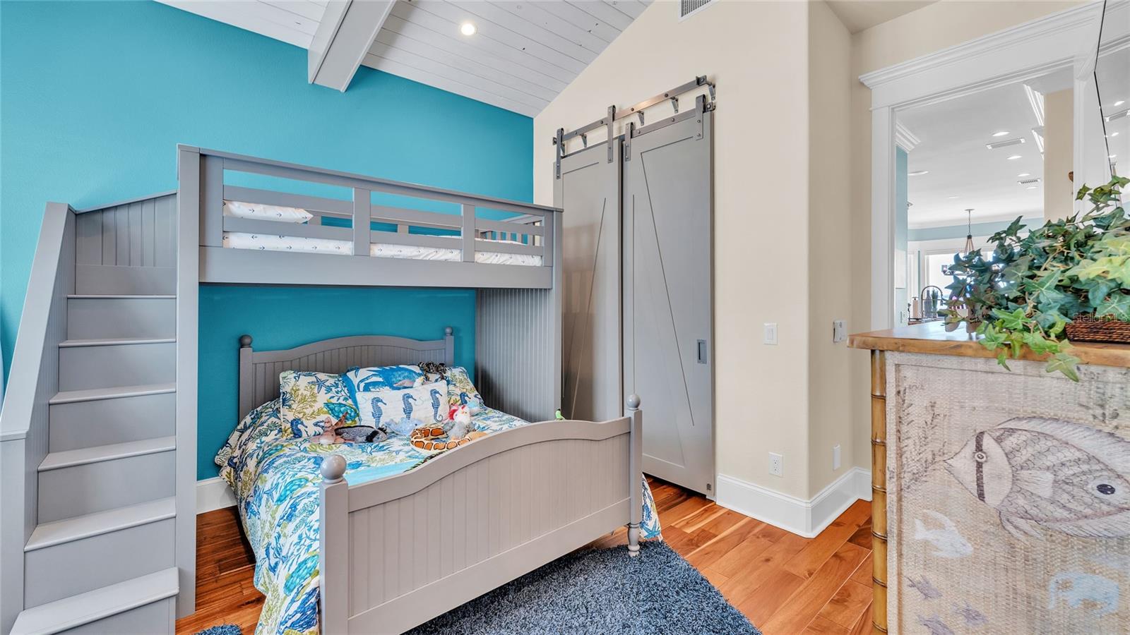 KEY ROYALE 8TH ADD - Residential