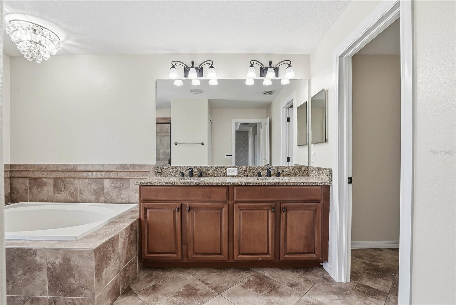 CONCORD STATION PH 02 - Residential