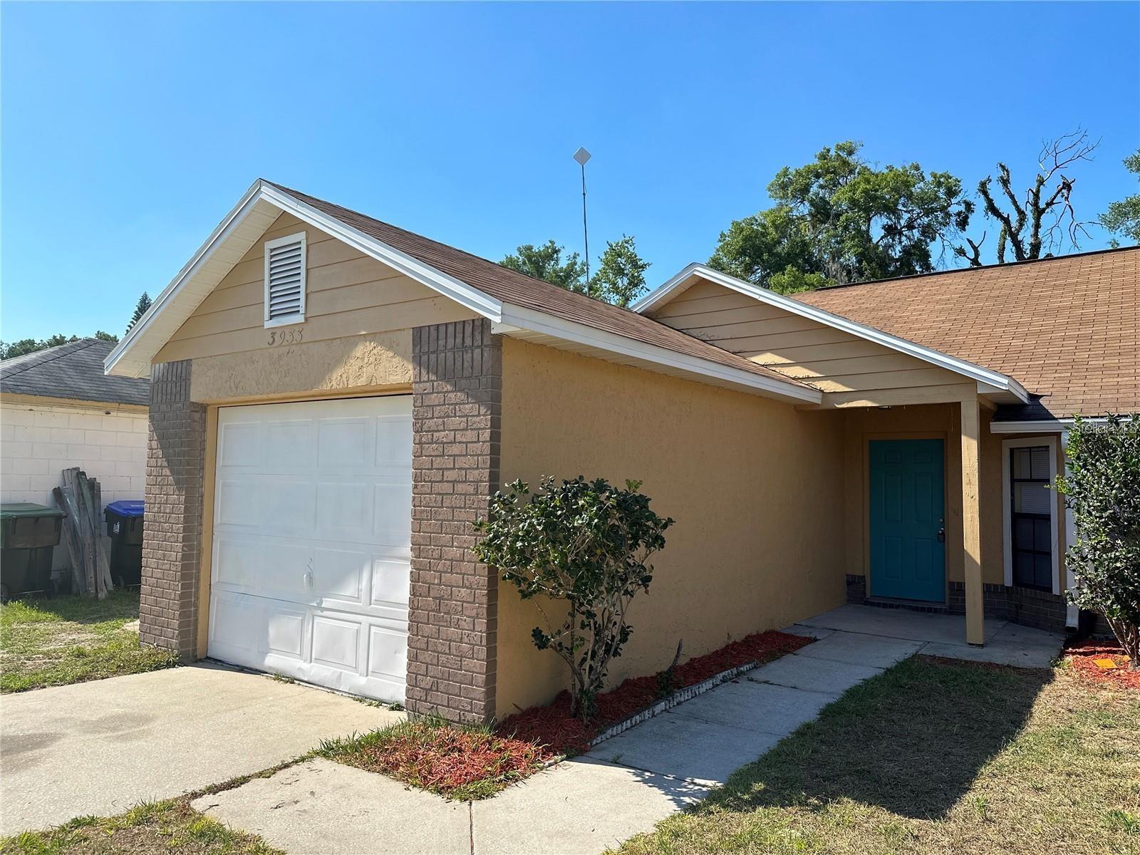 MAGNOLIA LAKES - Residential Lease