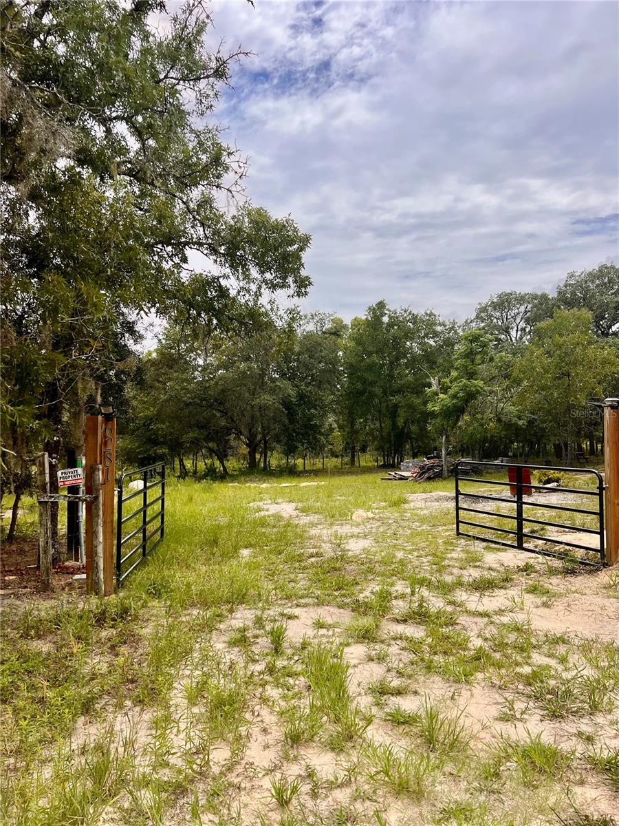 WESTWOOD ACRES SOUTH - Land