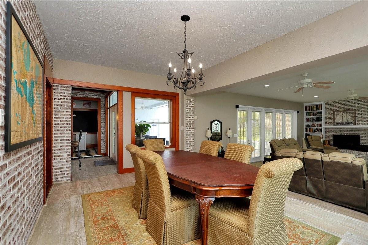 LEESBURG PALMORA PARK - Residential