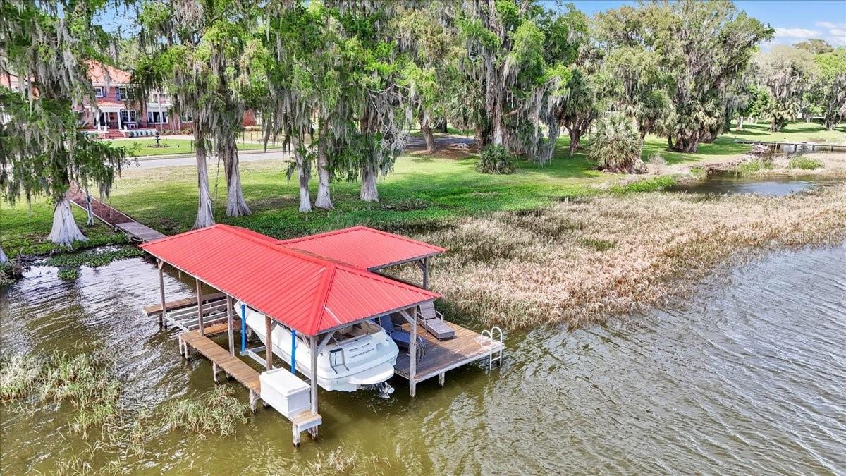 LEESBURG PALMORA PARK - Residential