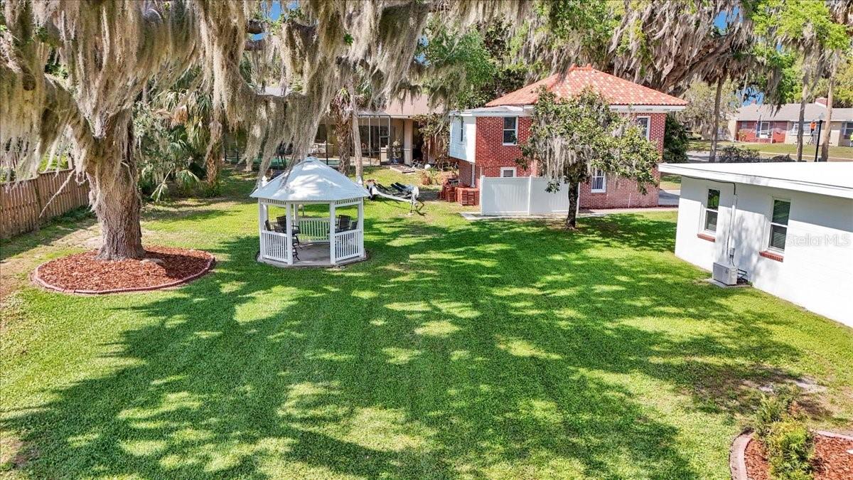 LEESBURG PALMORA PARK - Residential