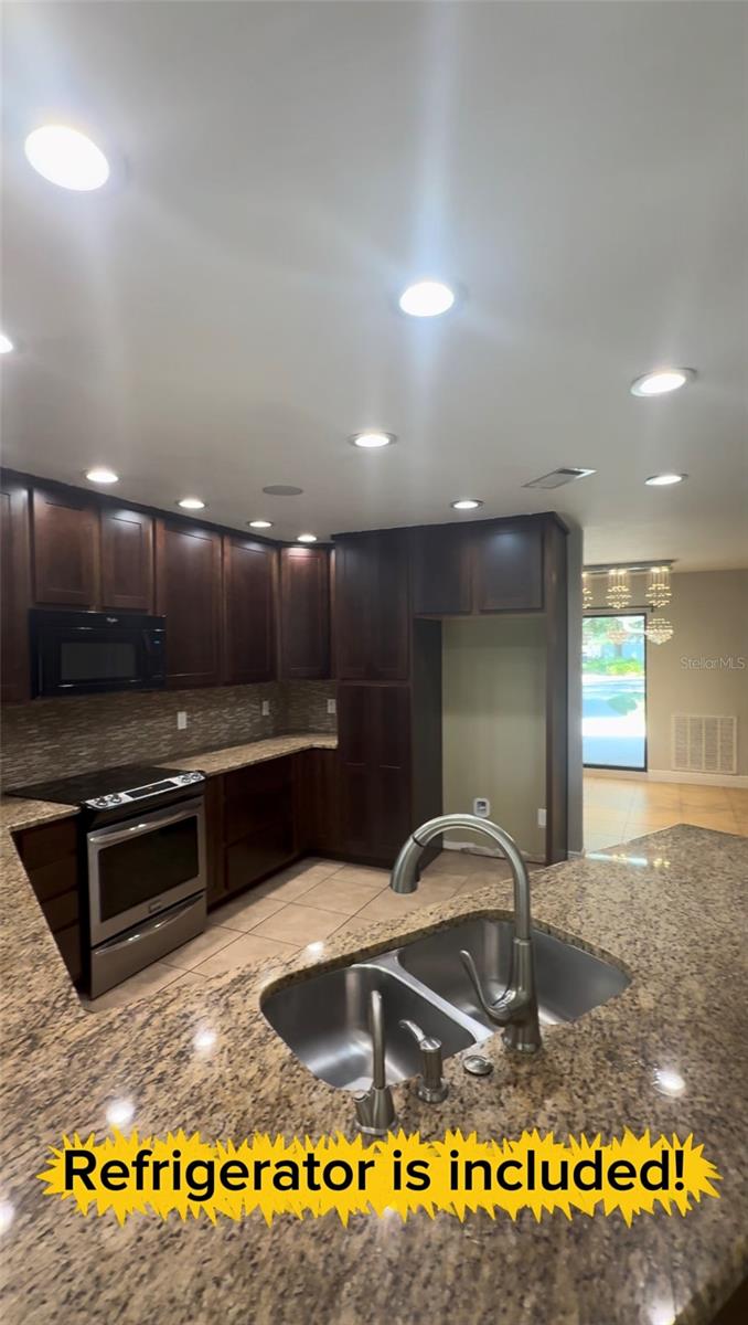 MORAN GROVES - Residential