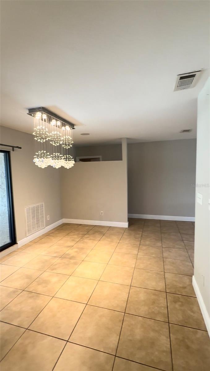 MORAN GROVES - Residential