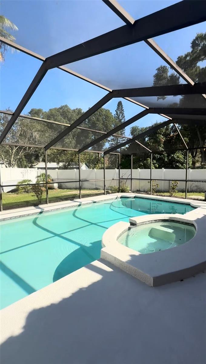 MORAN GROVES - Residential