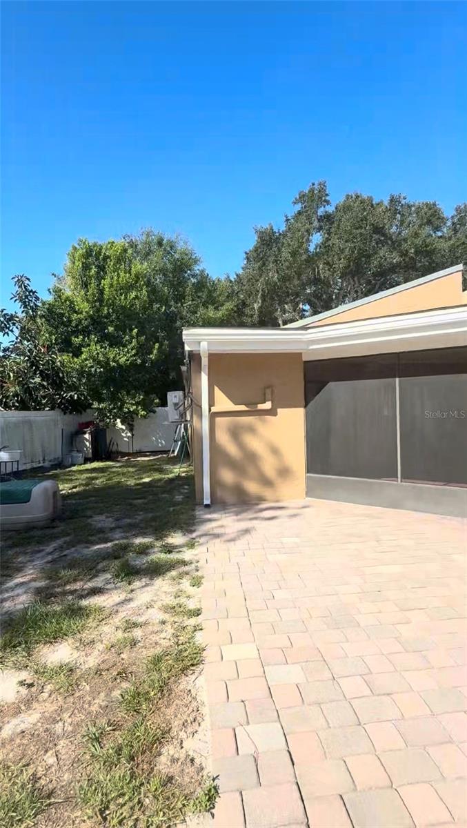 MORAN GROVES - Residential