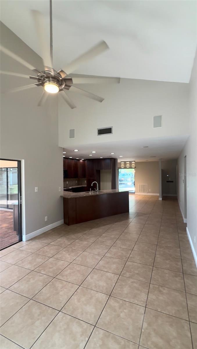 MORAN GROVES - Residential