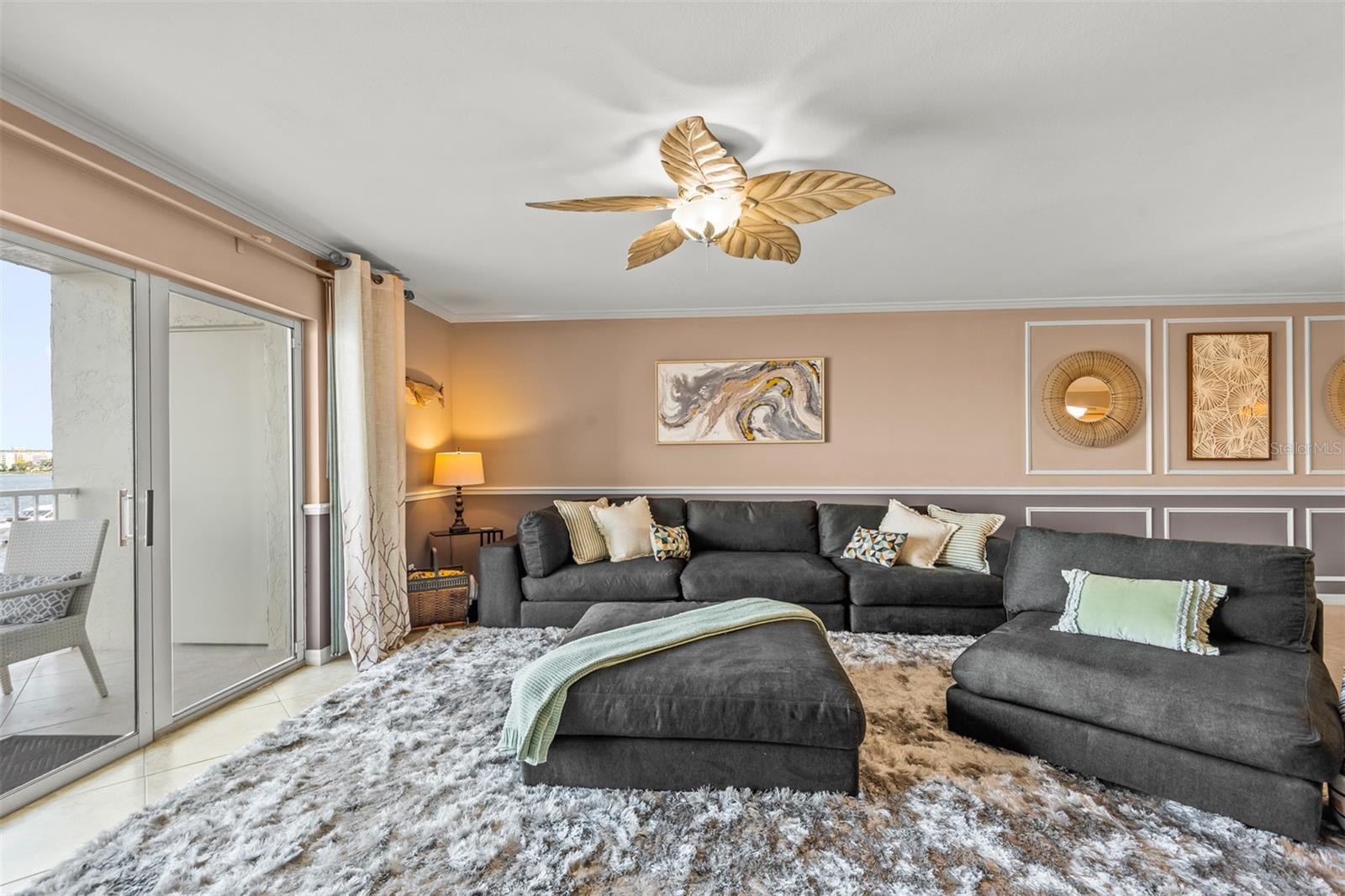 MARINA POINT HARBOR PH 01 CONDO - Residential