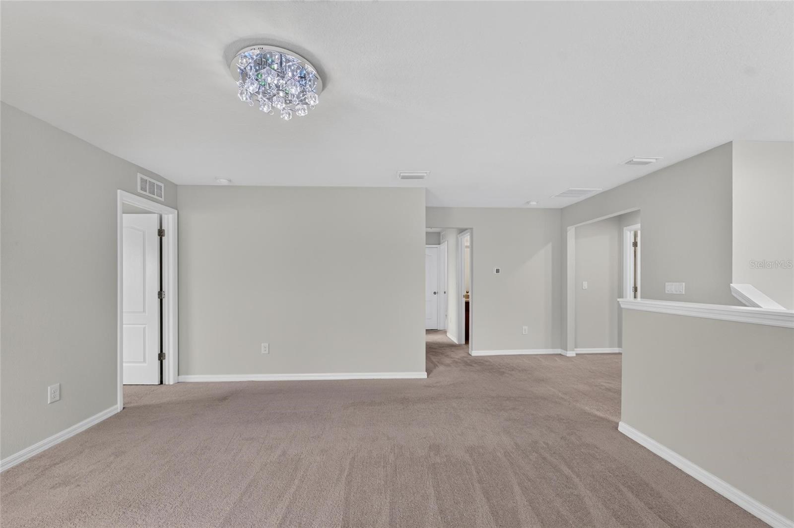 LUCAYA LAKE CLUB PH 3 - Residential