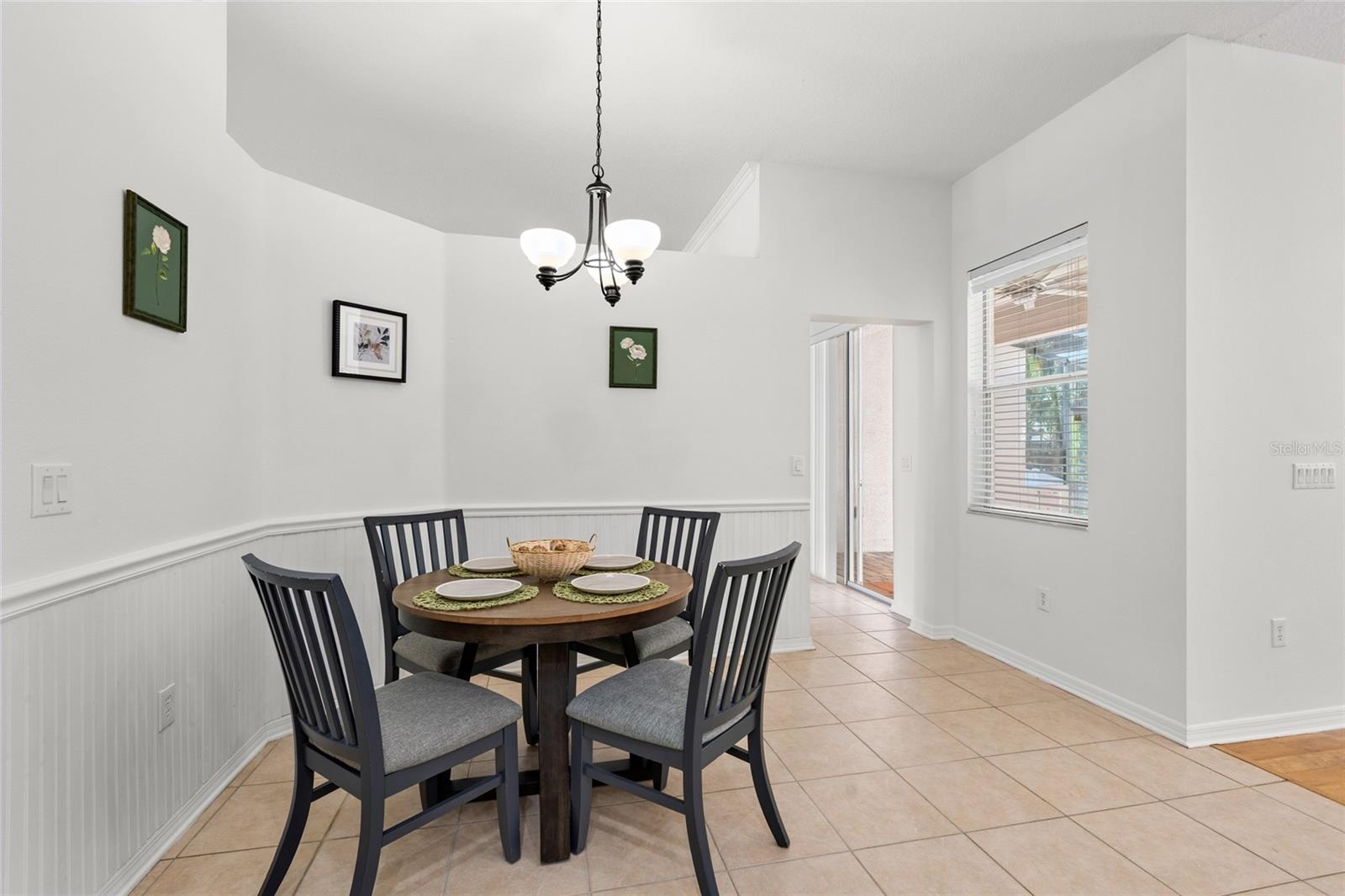 IVY LAKE ESTATES - Residential