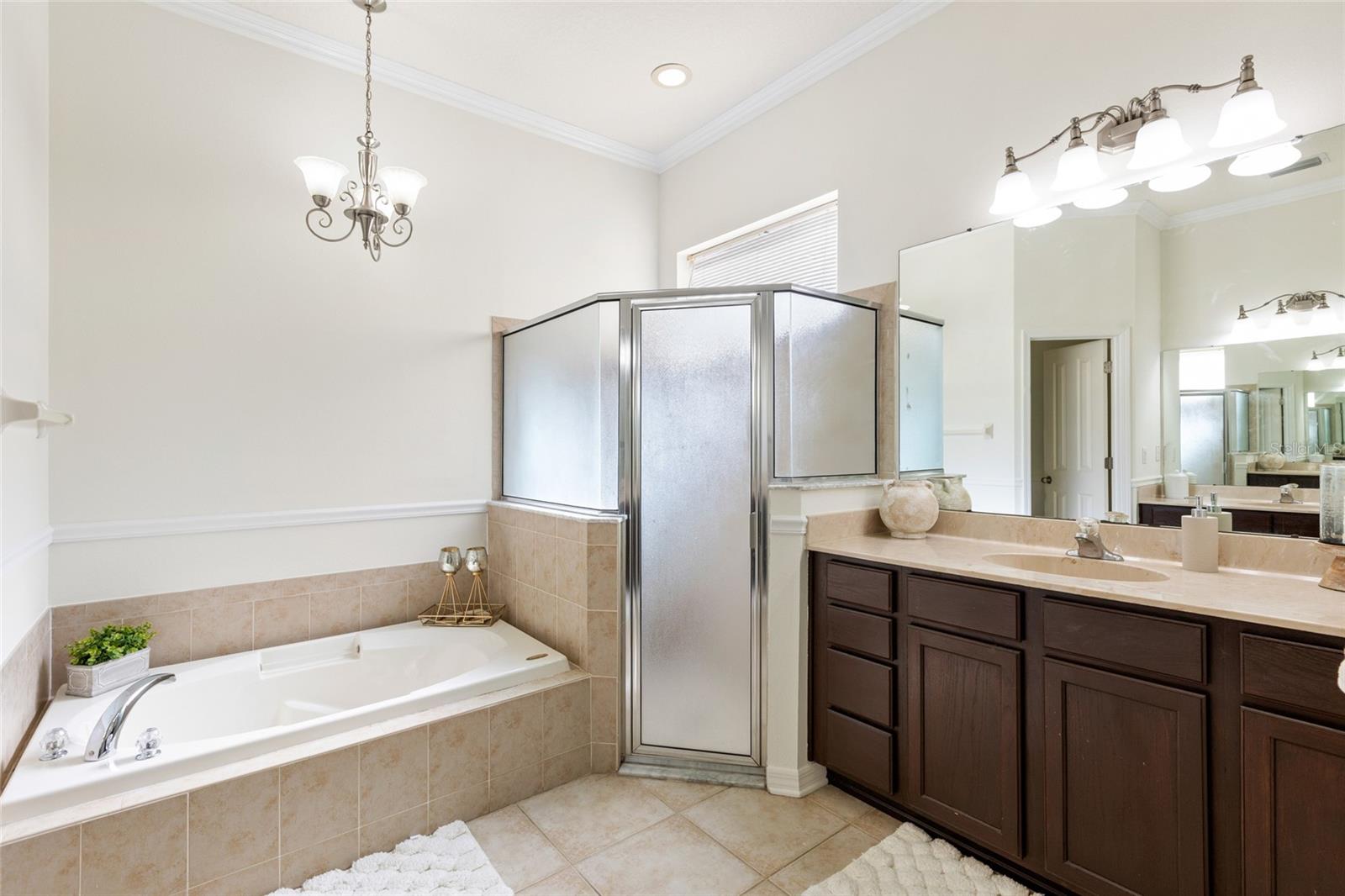 IVY LAKE ESTATES - Residential
