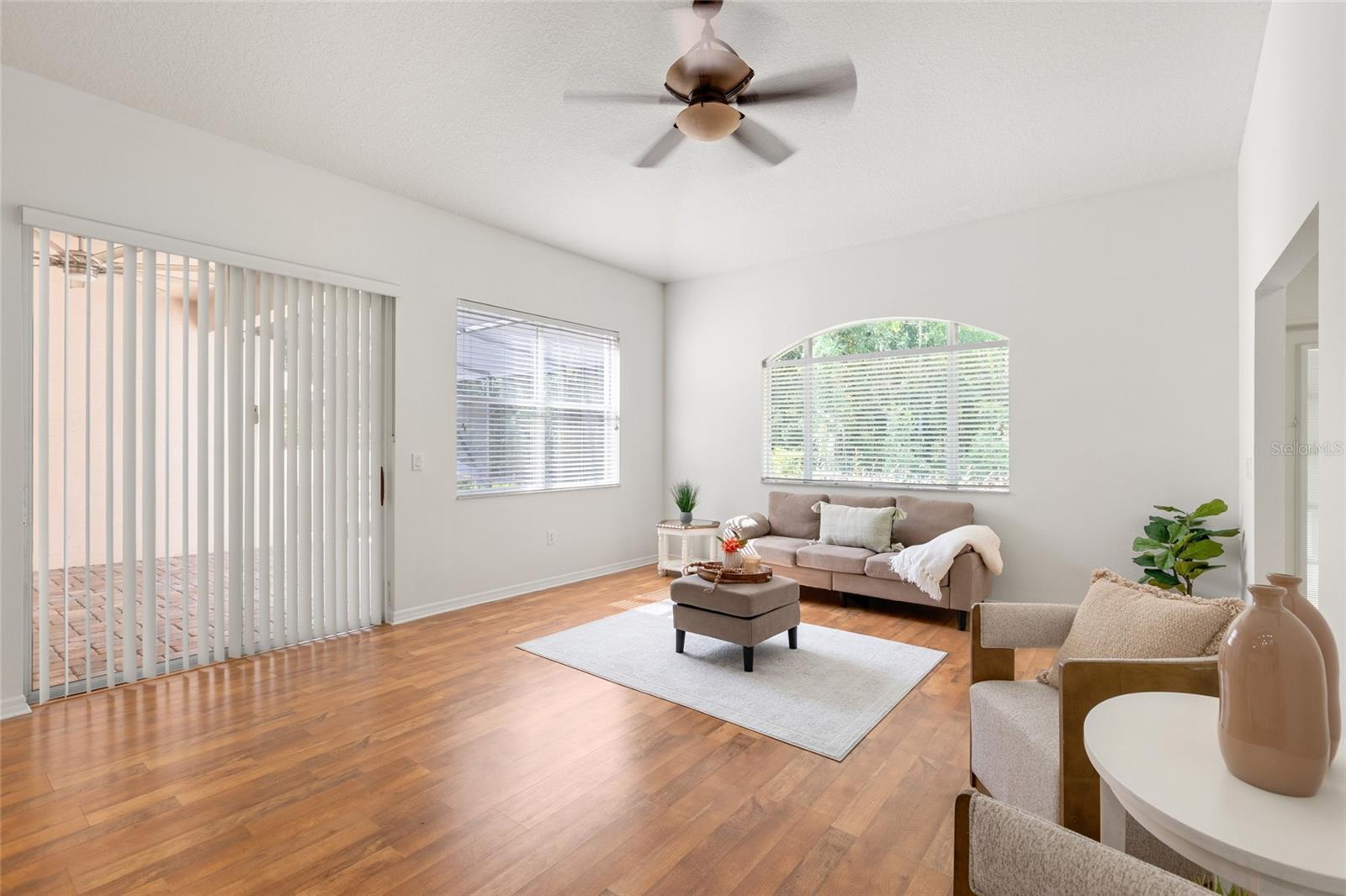 IVY LAKE ESTATES - Residential
