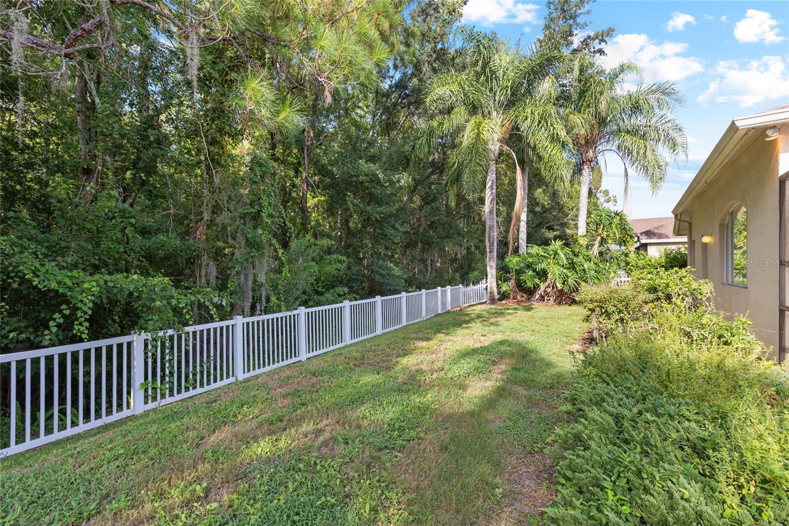 IVY LAKE ESTATES - Residential