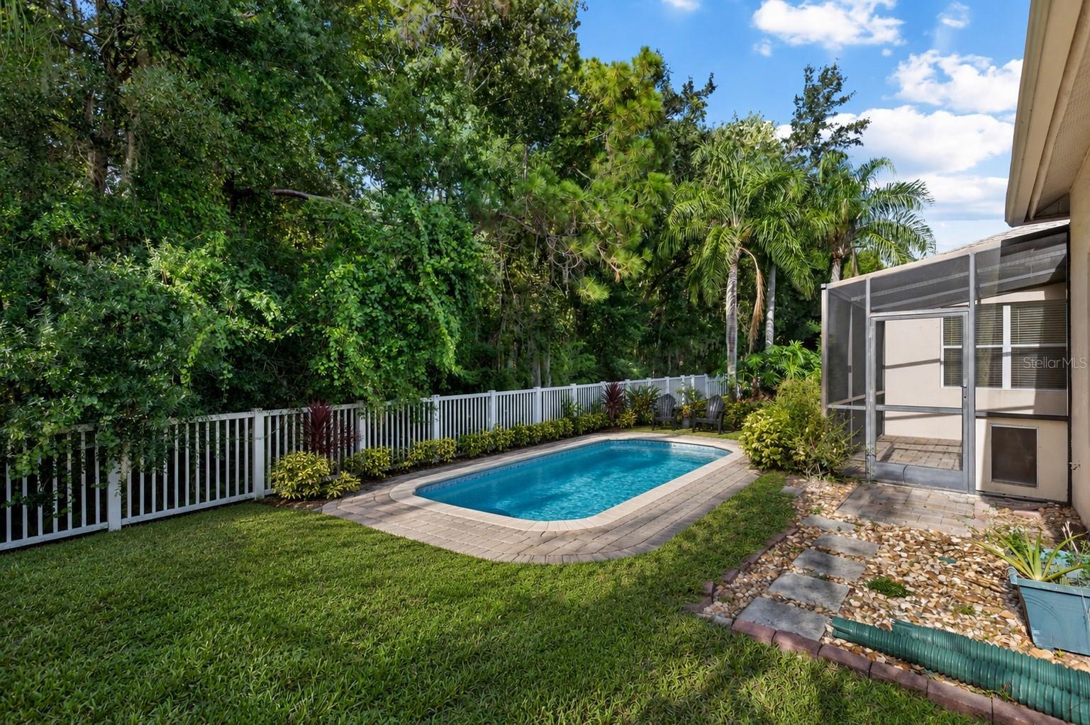 IVY LAKE ESTATES - Residential