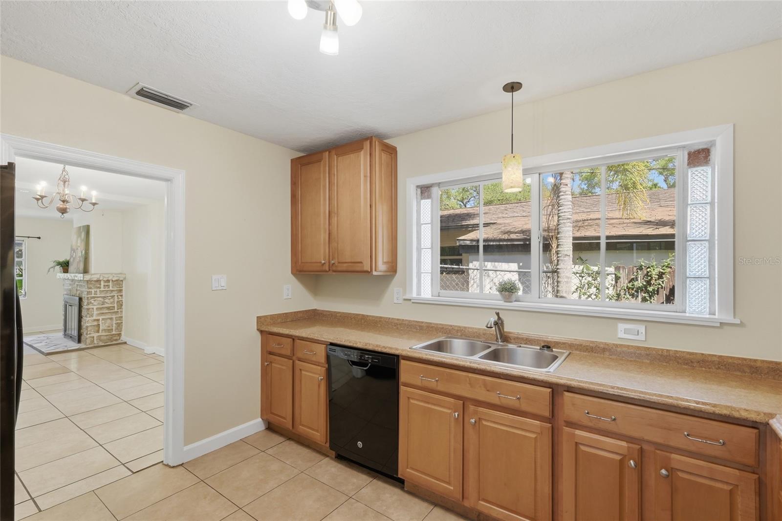 EDGEWATER - Residential