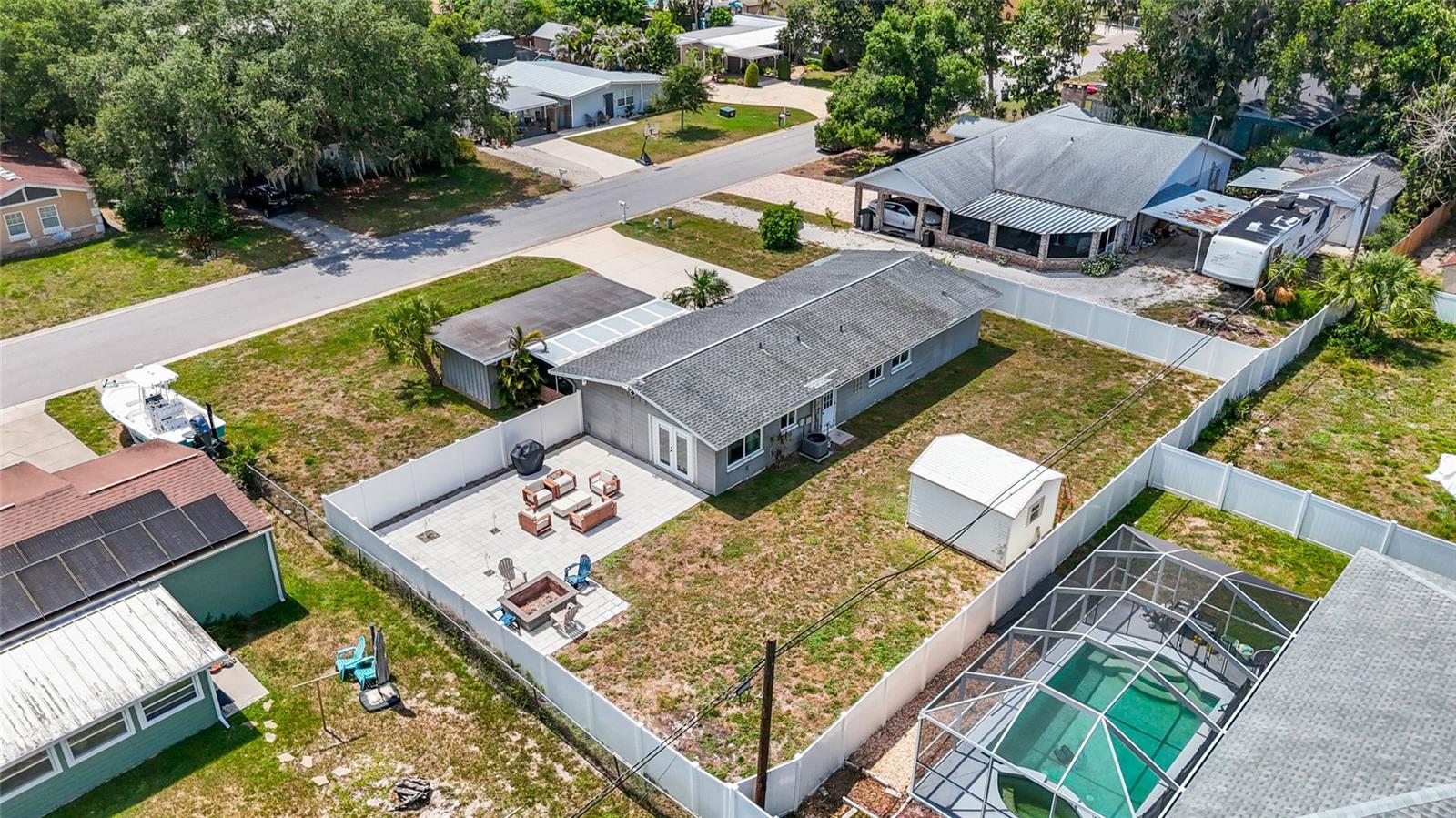 LAKE SARASOTA - Residential