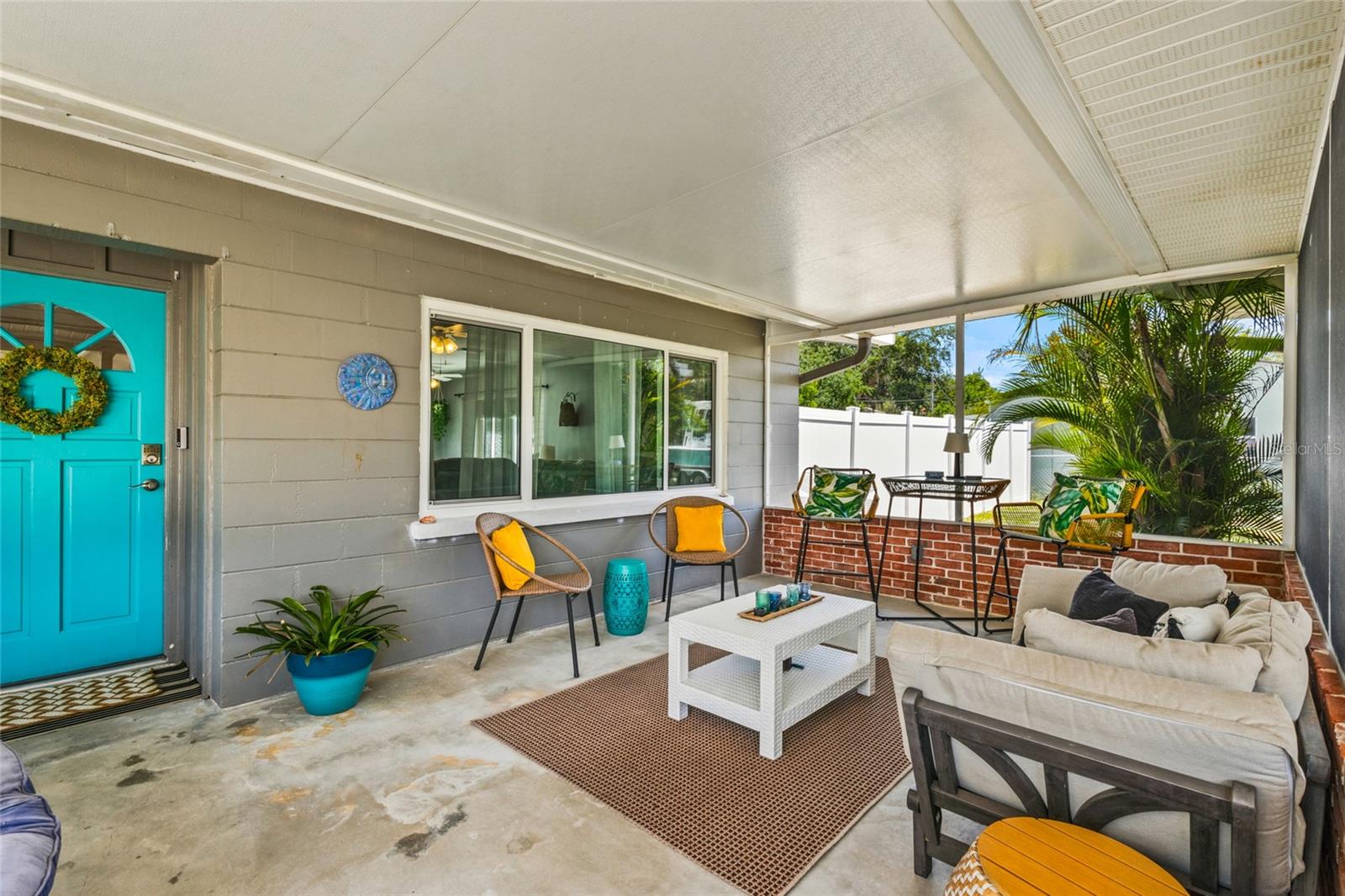 LAKE SARASOTA - Residential