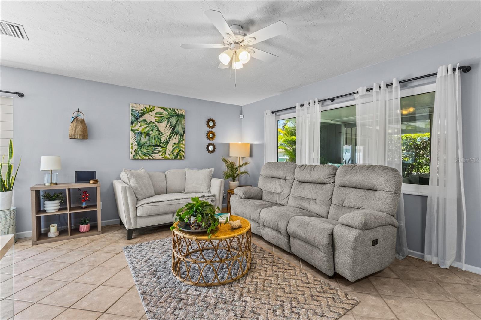 LAKE SARASOTA - Residential
