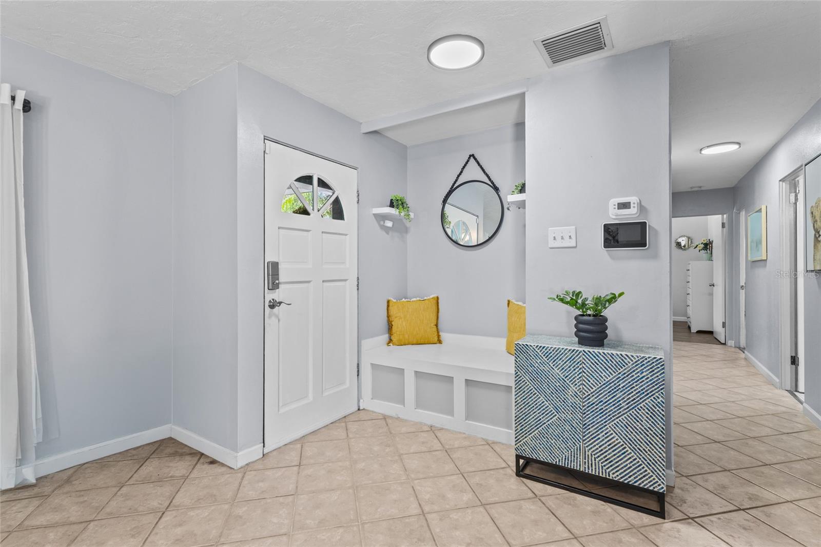 LAKE SARASOTA - Residential