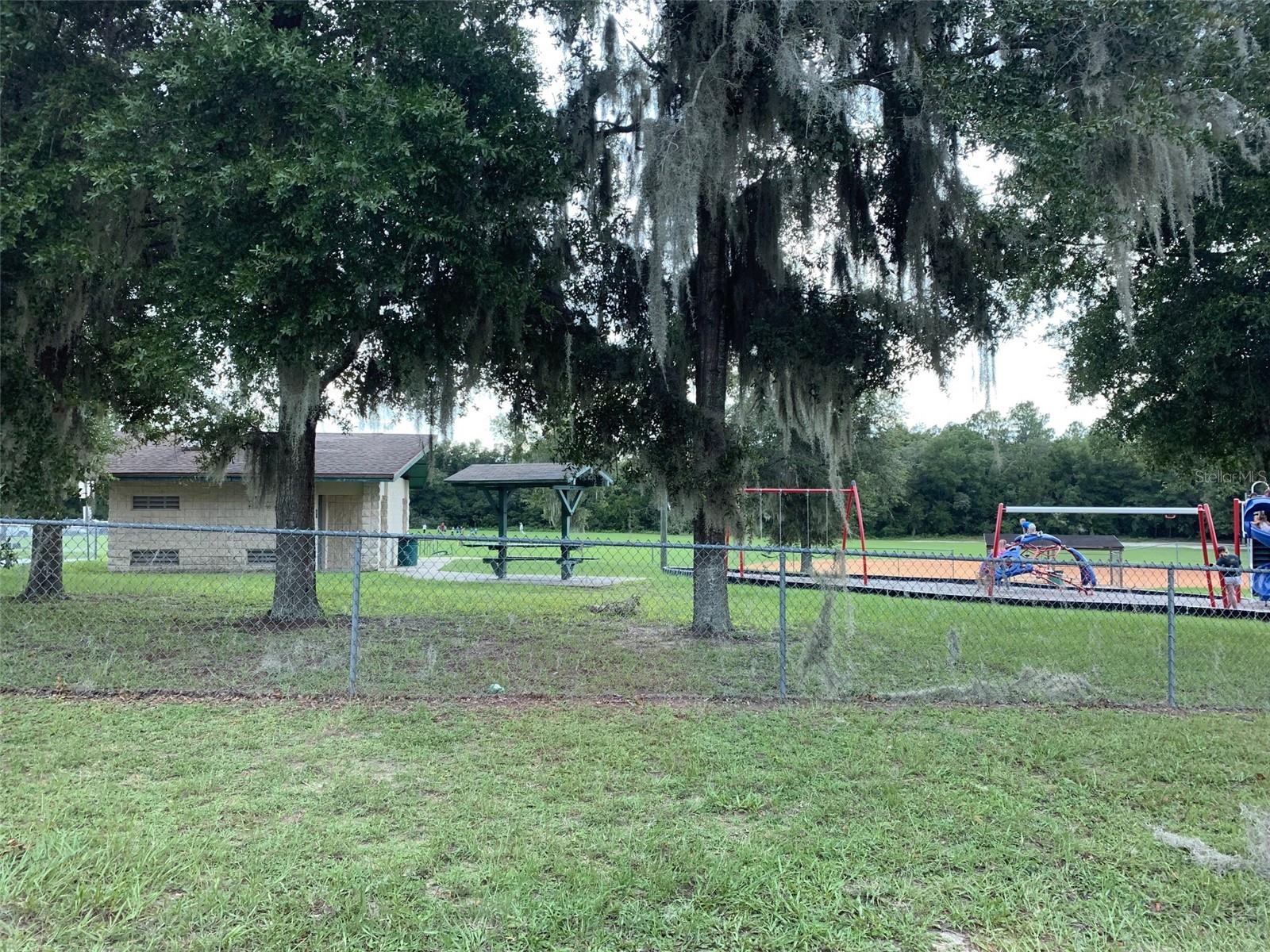 CITRUS SPGS UNIT 16 - Residential