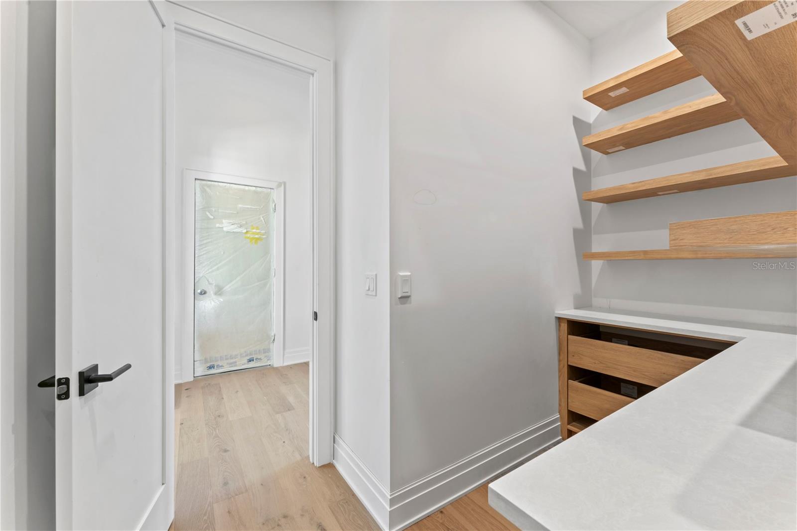 CAROL SHORES - Residential