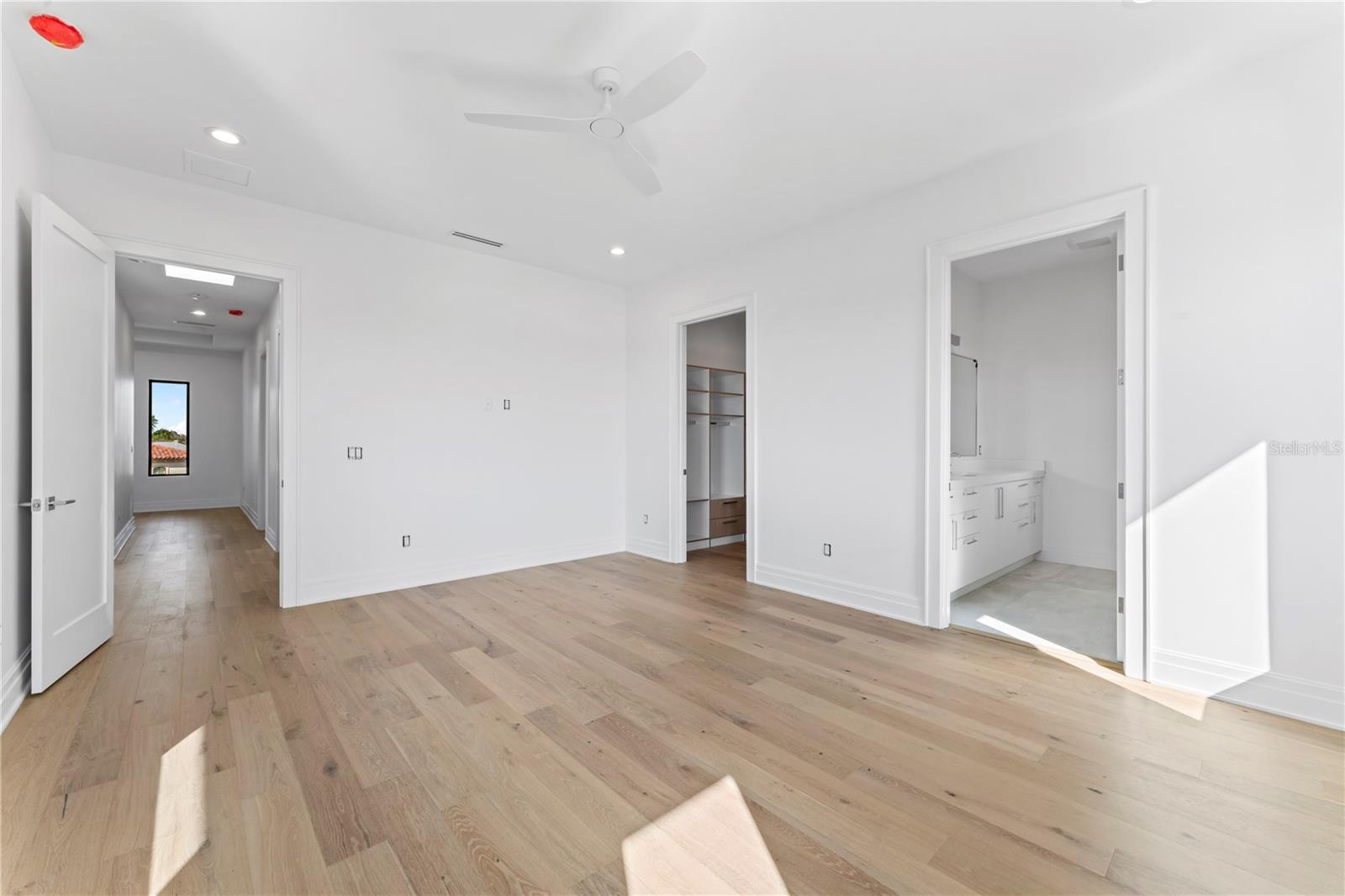 CAROL SHORES - Residential