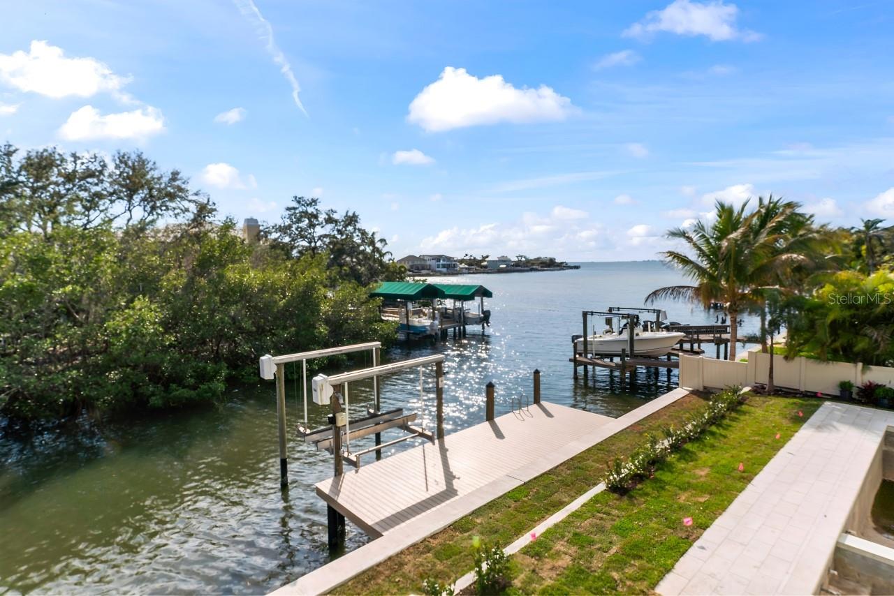 CAROL SHORES - Residential