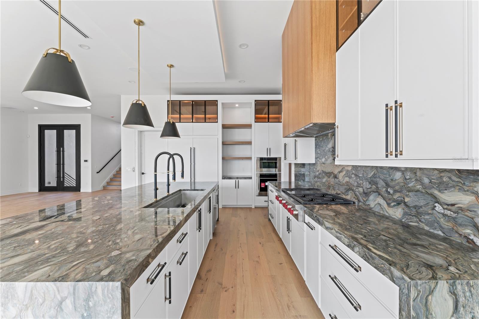 CAROL SHORES - Residential