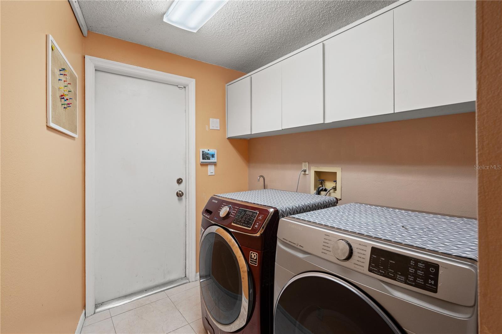 TAMPA PALMS AREA 2 UNIT 7C - Residential
