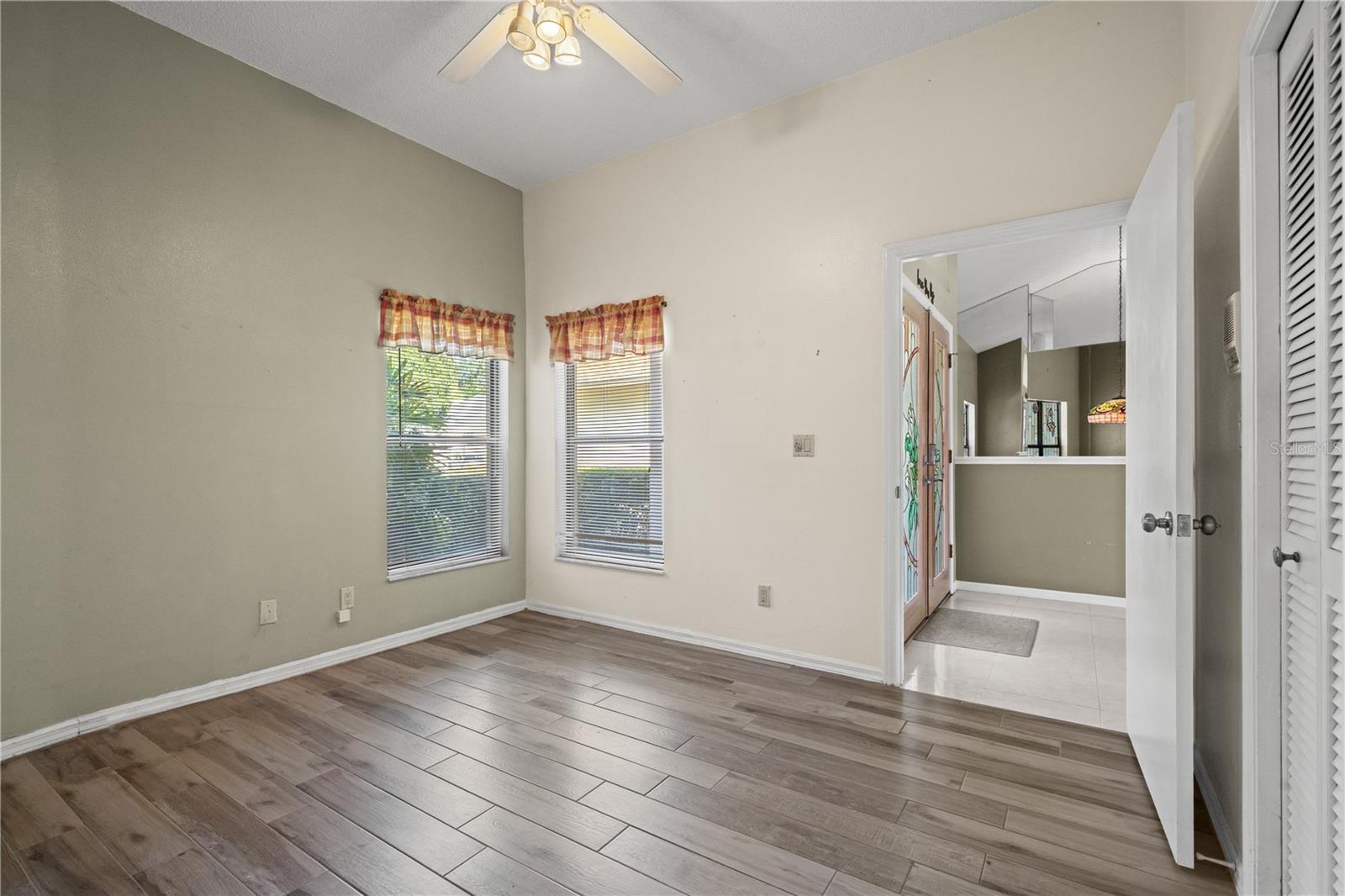 TAMPA PALMS AREA 2 UNIT 7C - Residential