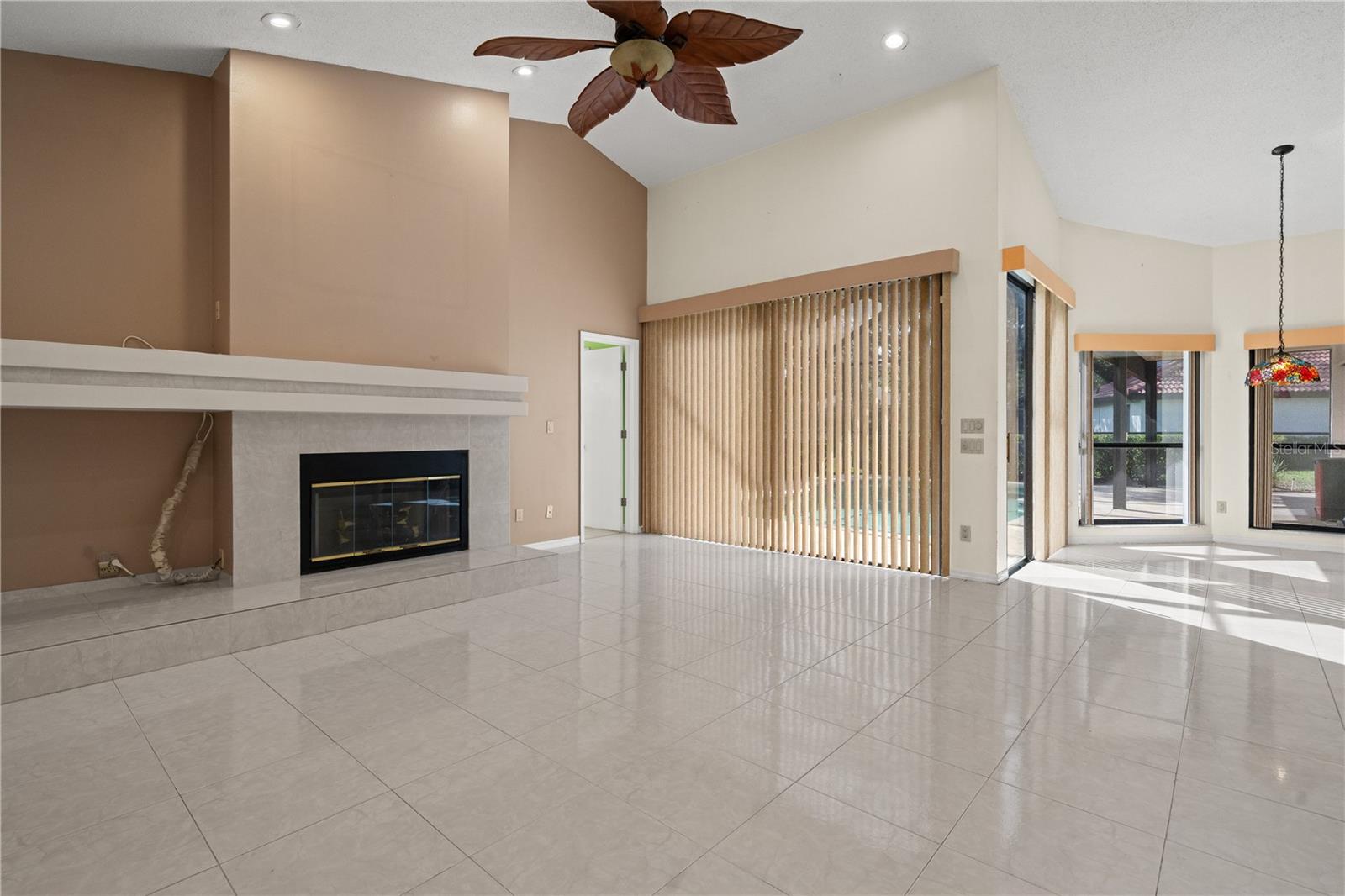 TAMPA PALMS AREA 2 UNIT 7C - Residential