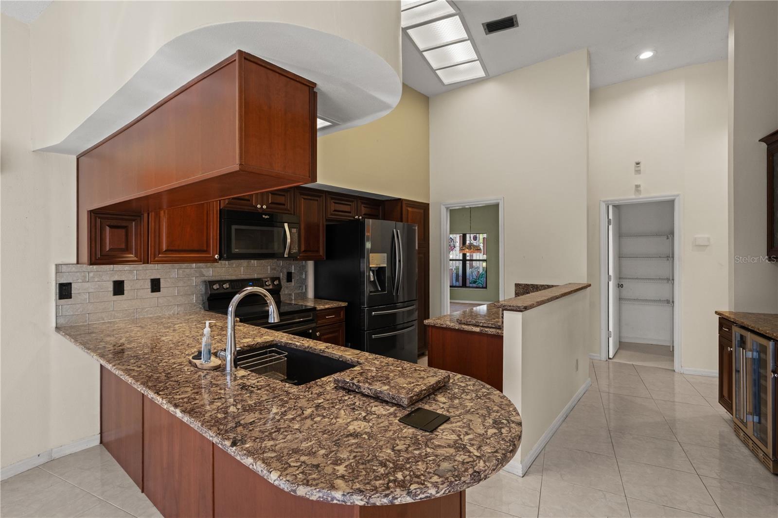 TAMPA PALMS AREA 2 UNIT 7C - Residential