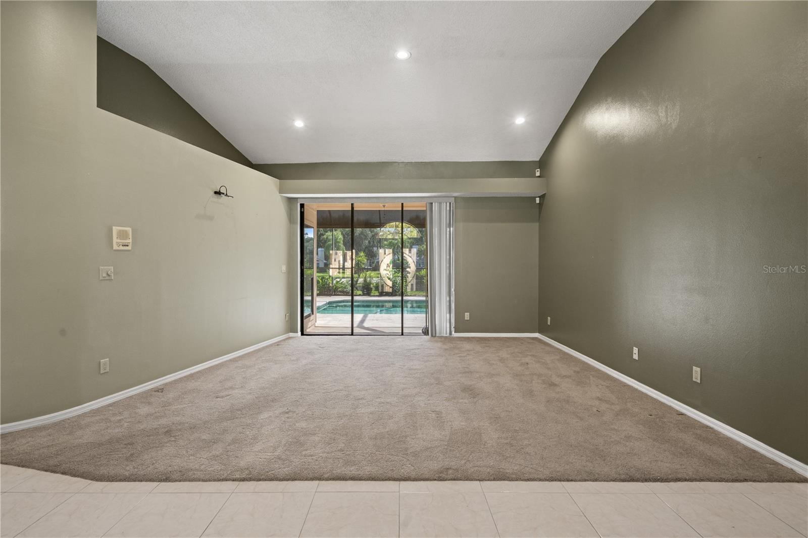 TAMPA PALMS AREA 2 UNIT 7C - Residential