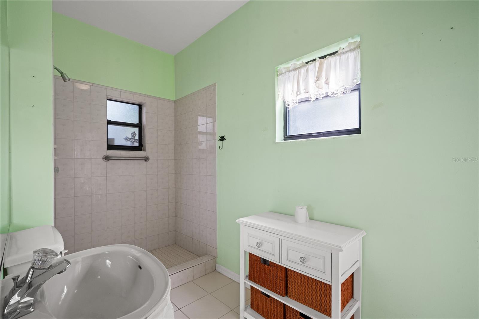 TAMPA PALMS AREA 2 UNIT 7C - Residential