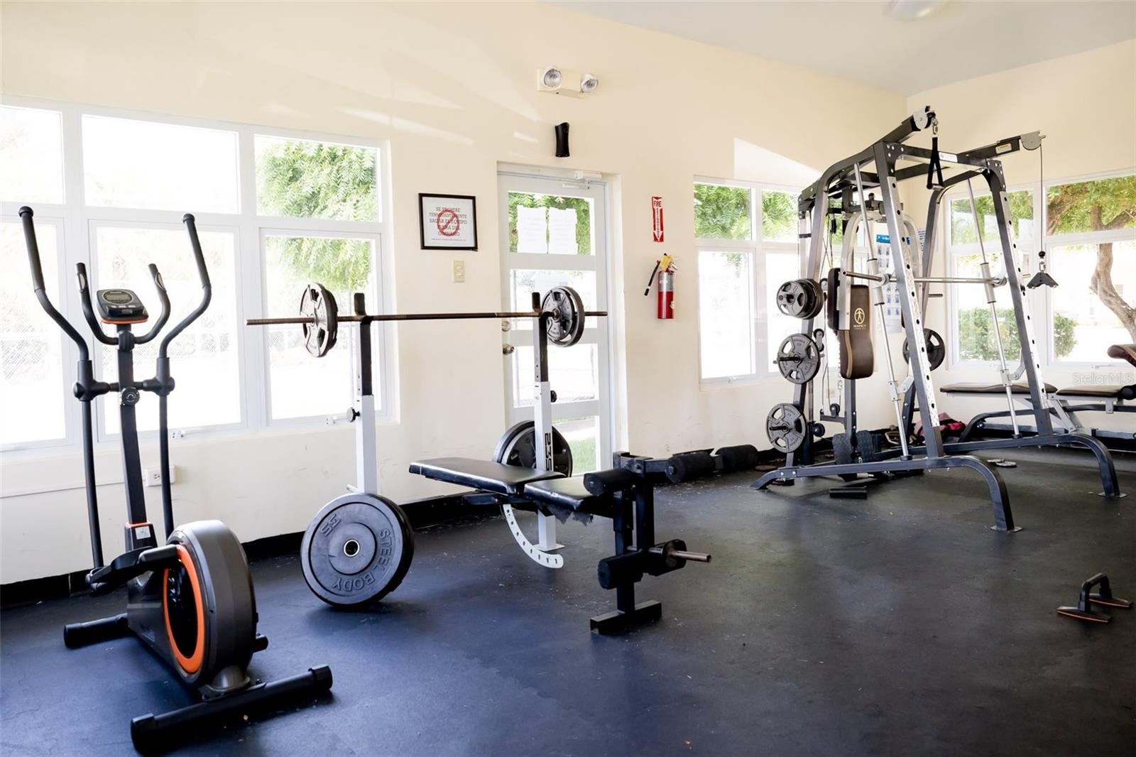 VILLAS DEL MAR BEACH RESORT - Residential Lease