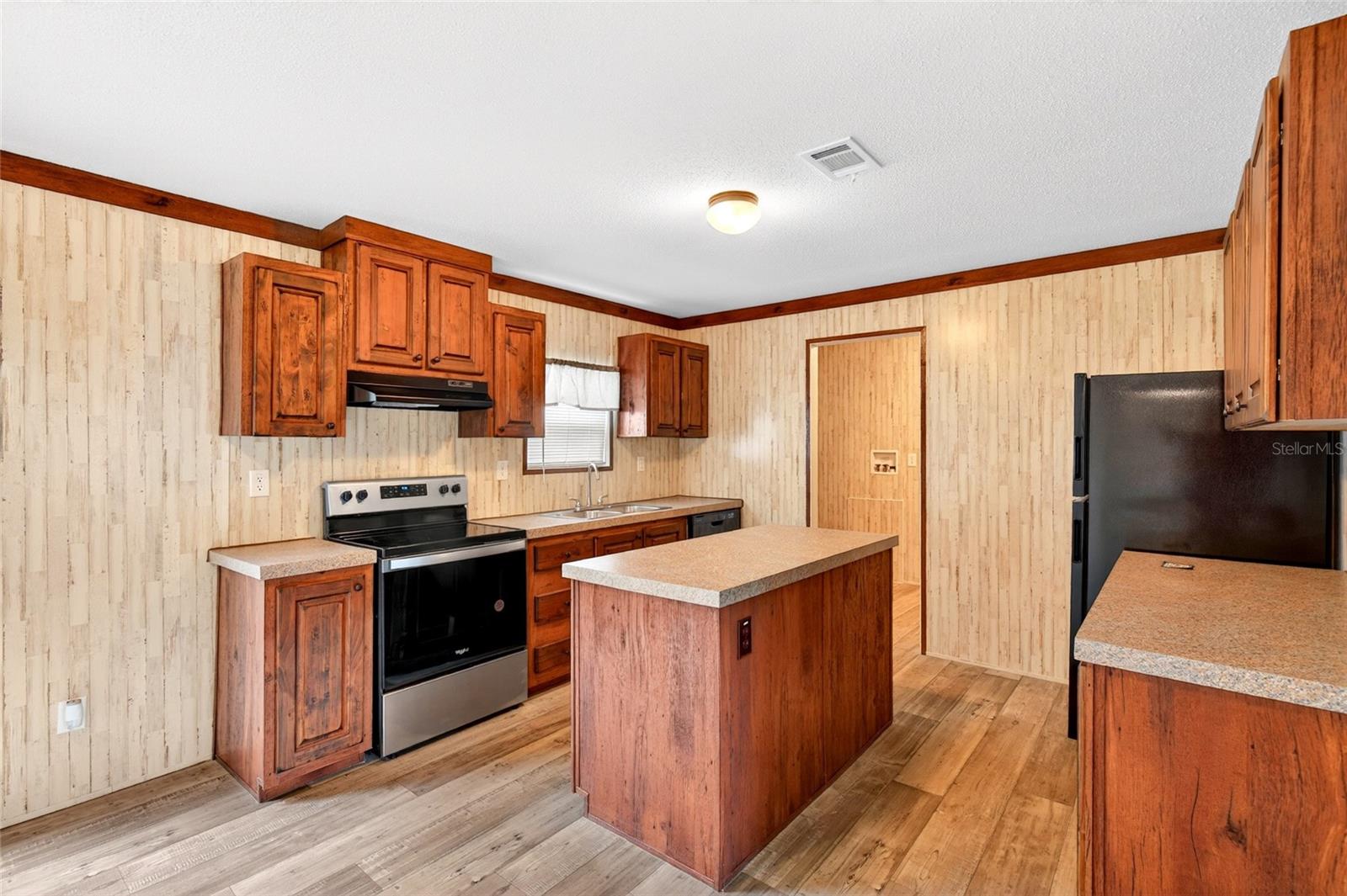 SILVER SPRINGS - Residential