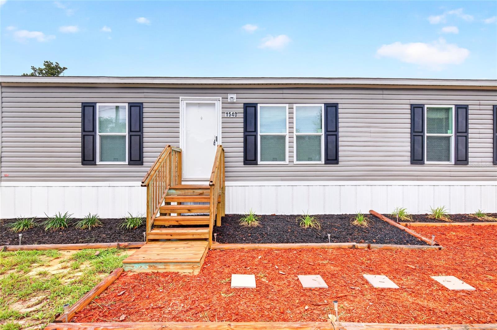 SILVER SPRINGS - Residential