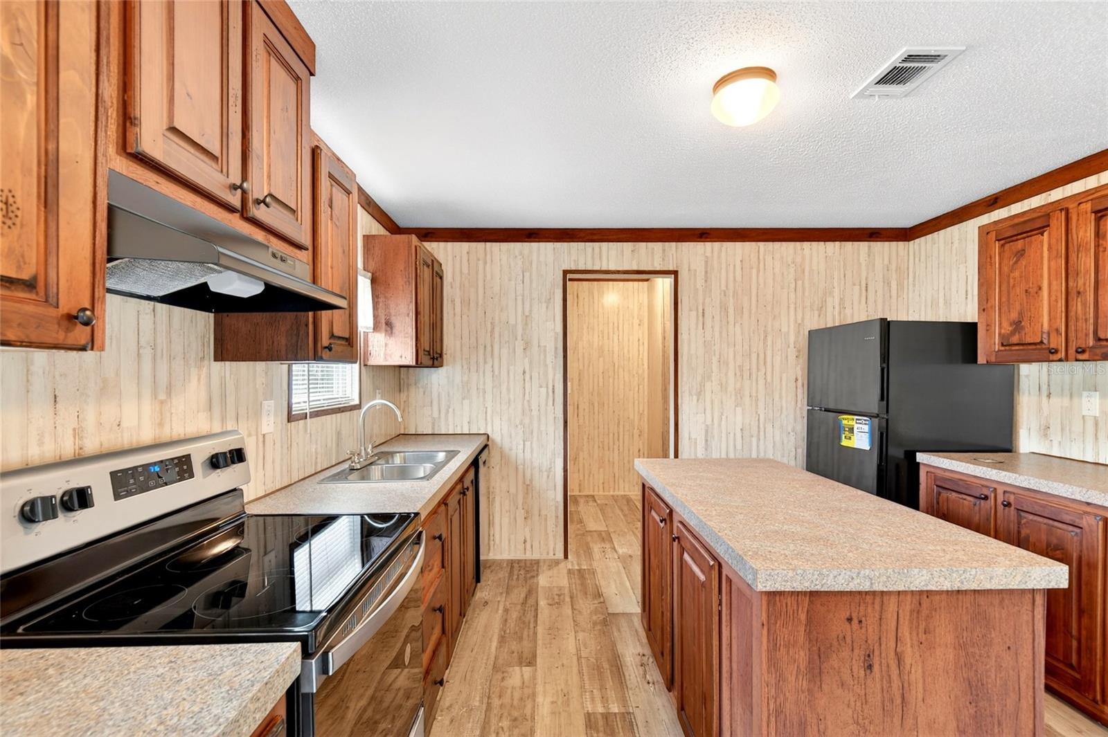 SILVER SPRINGS - Residential