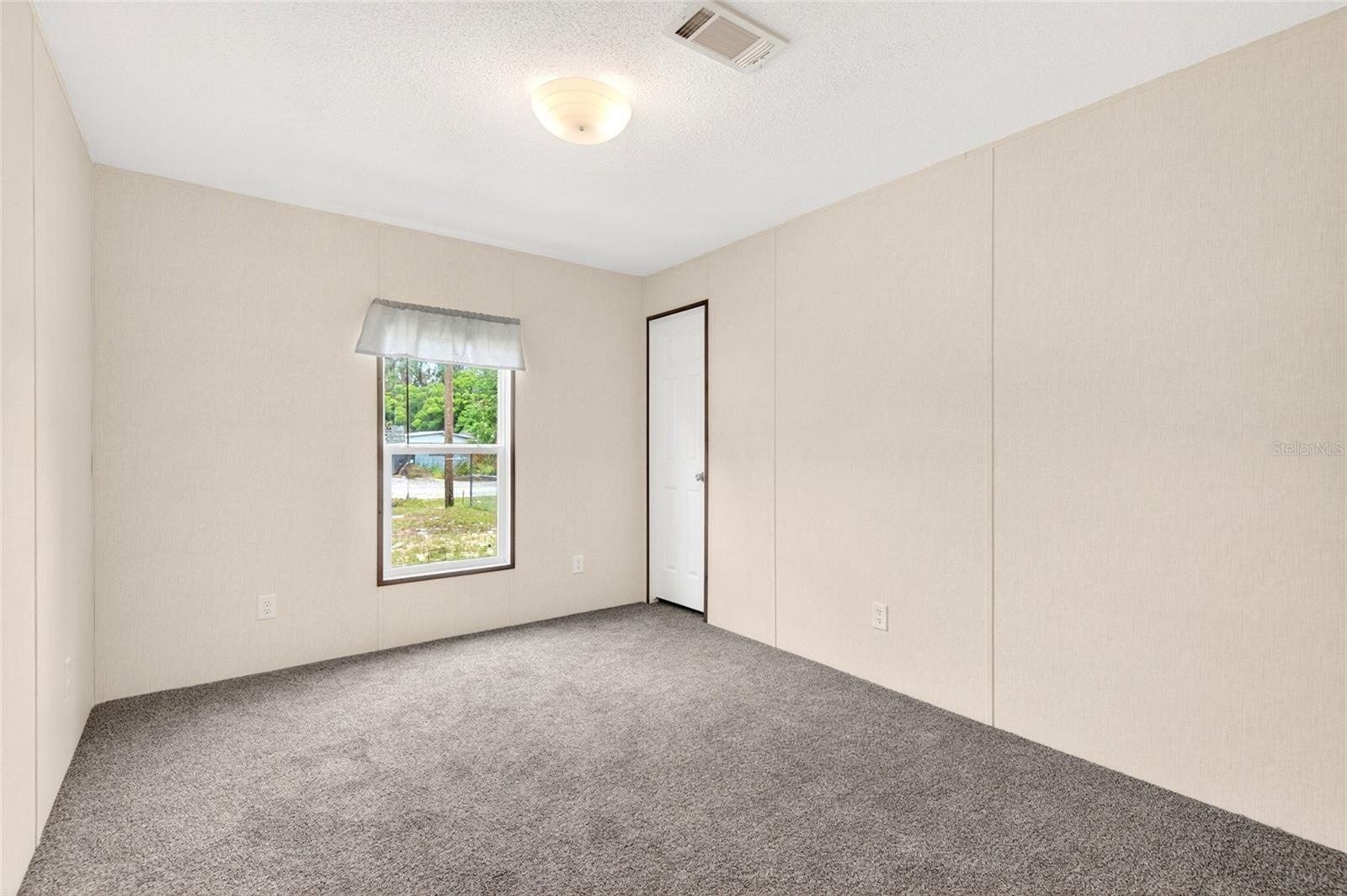 SILVER SPRINGS - Residential