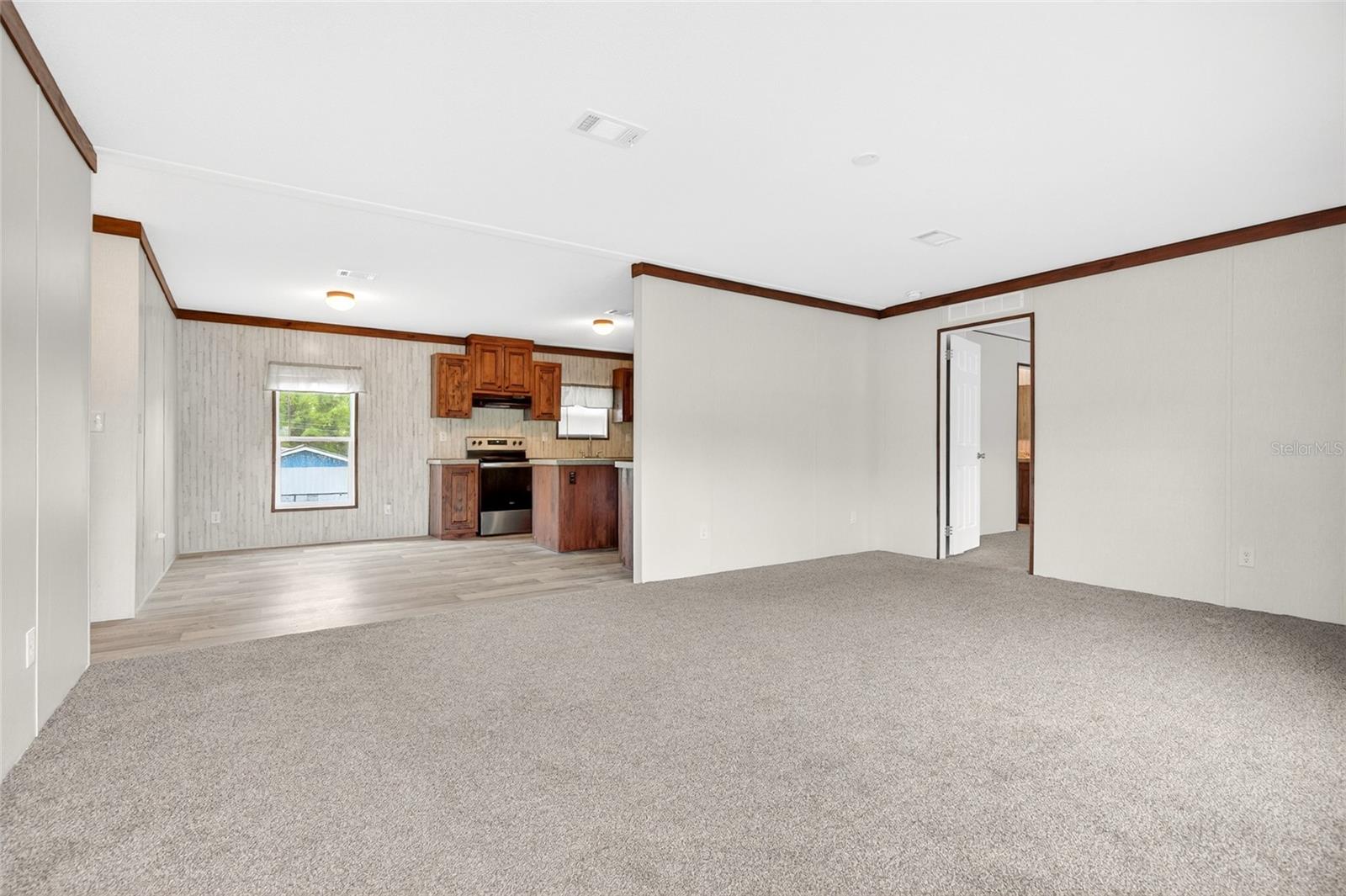 SILVER SPRINGS - Residential