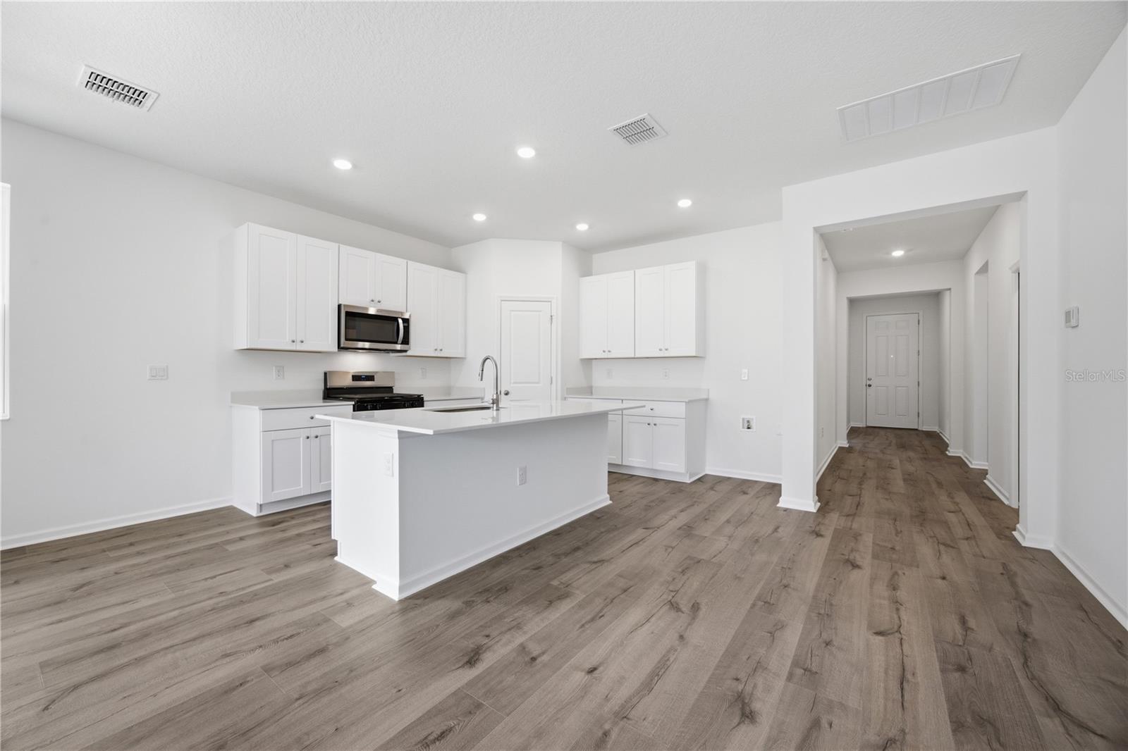 HERITAGE-THE COTTAGES OF SANDERS GROVE - Residential