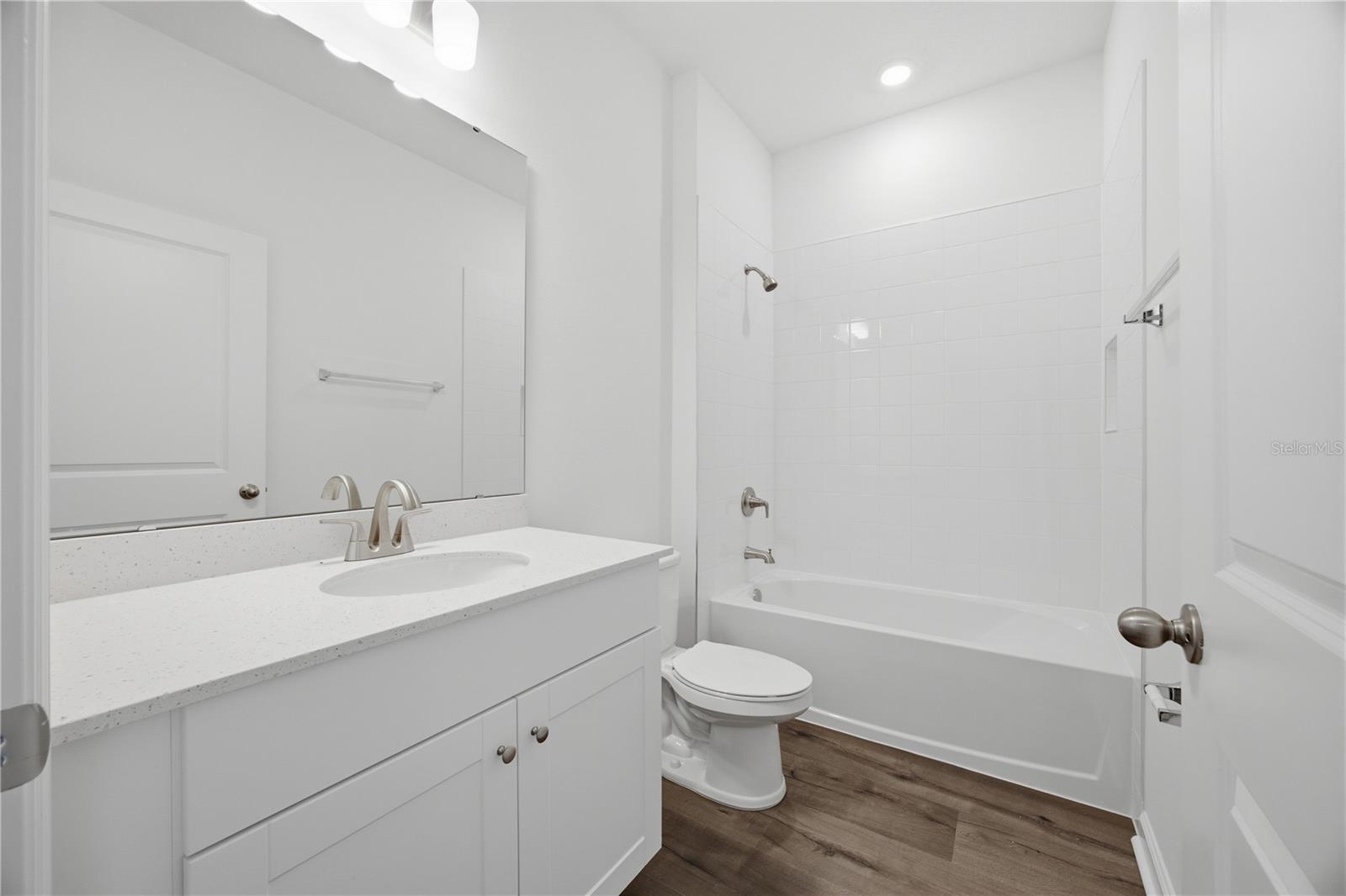 HERITAGE-THE COTTAGES OF SANDERS GROVE - Residential