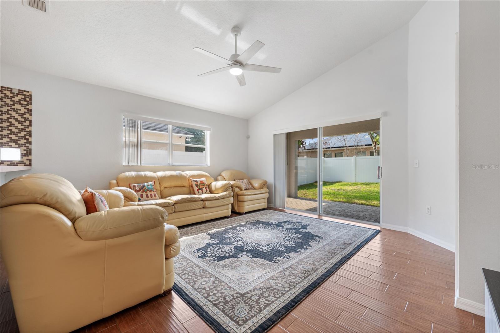 CAMPBELL COVE - Residential Lease