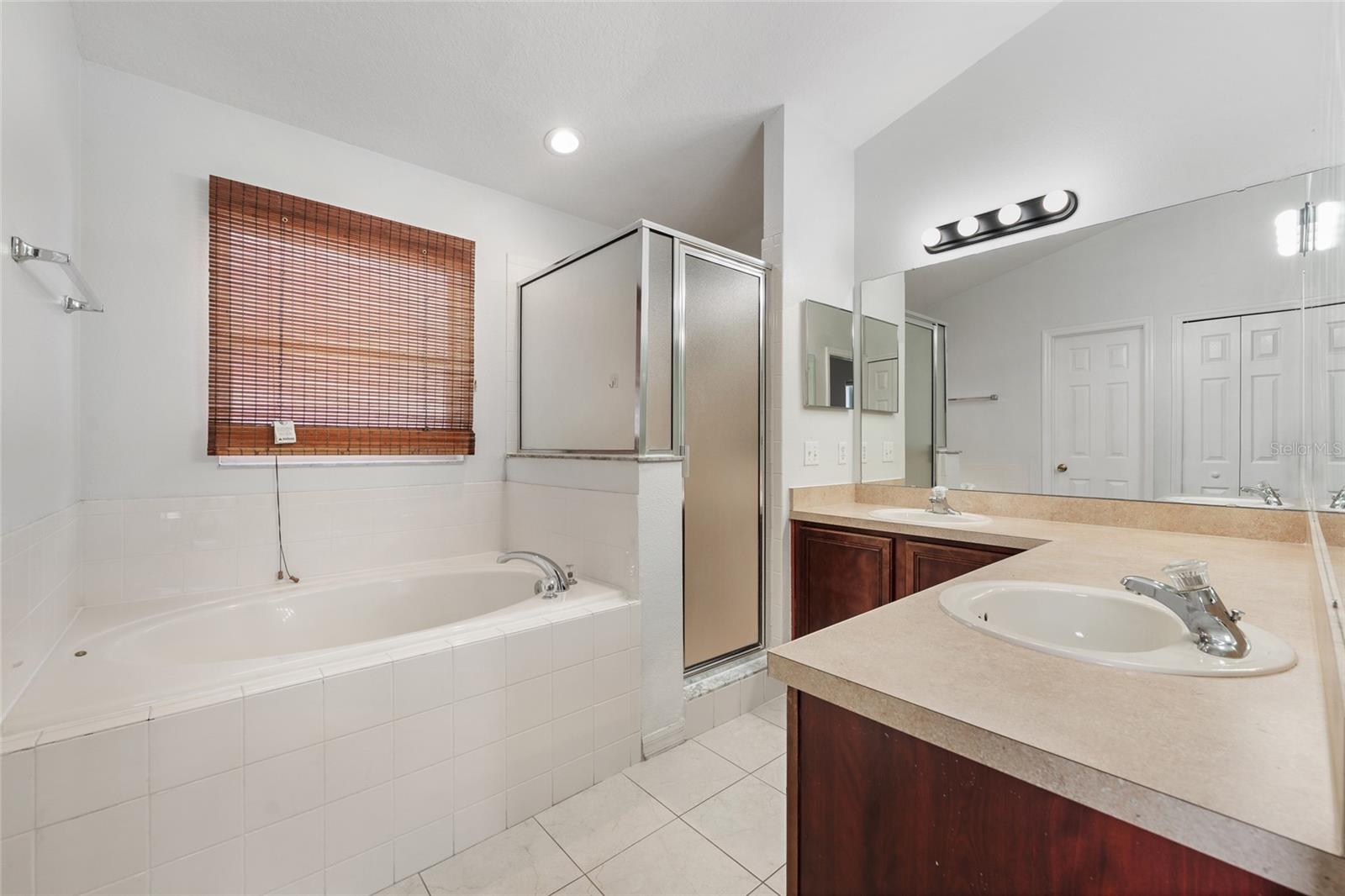 CAMPBELL COVE - Residential Lease